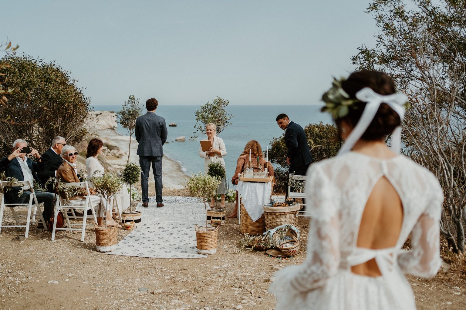 Свадьба на Кипре. Wedding in Cyprus.
Bride and Groom. Место рождения Афродиты. Официальная свадьба, символическая церемония. Свадьба у моря.